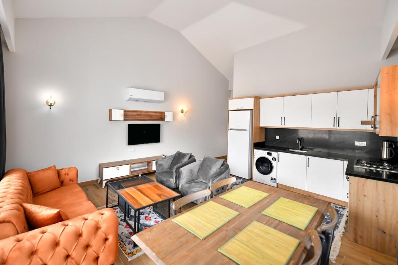 Red Moon Suites Fethiye Esterno foto