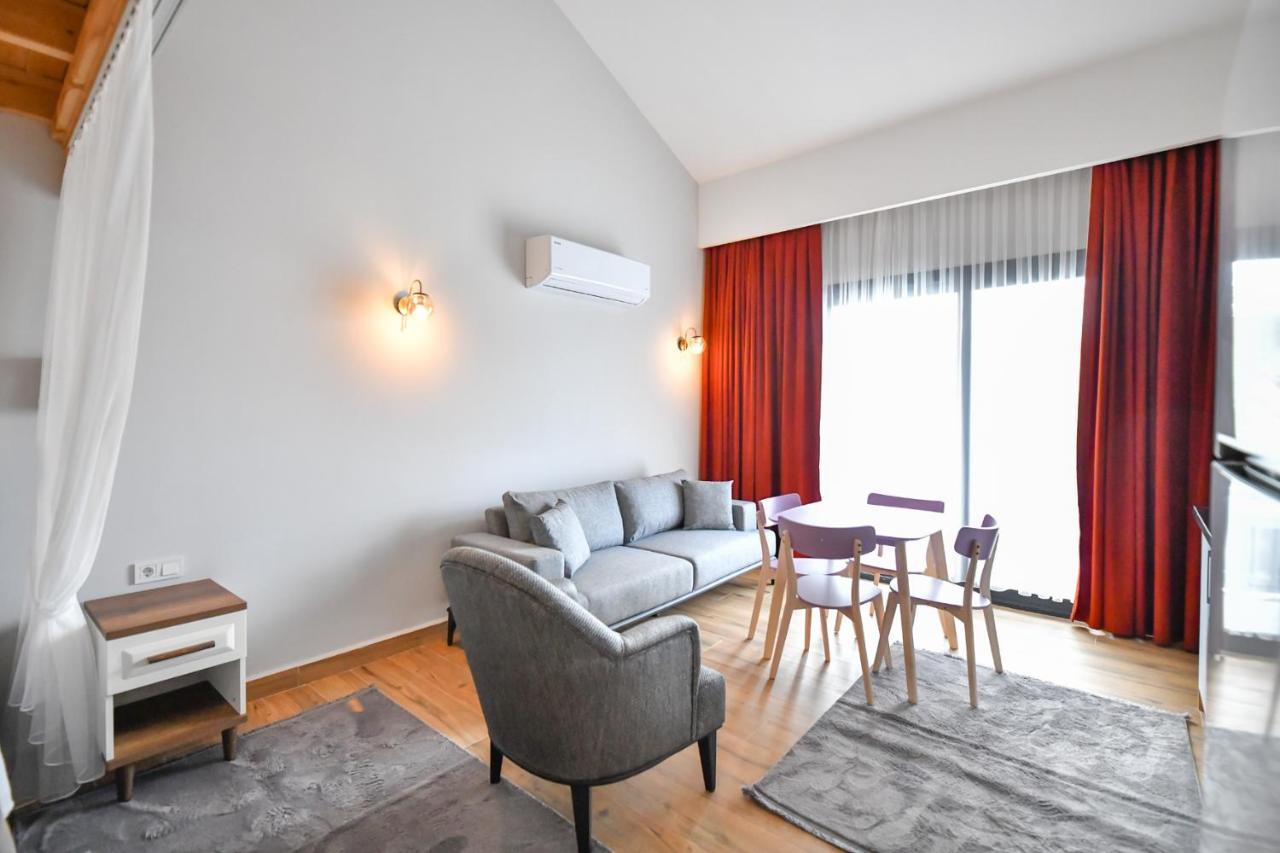Red Moon Suites Fethiye Esterno foto