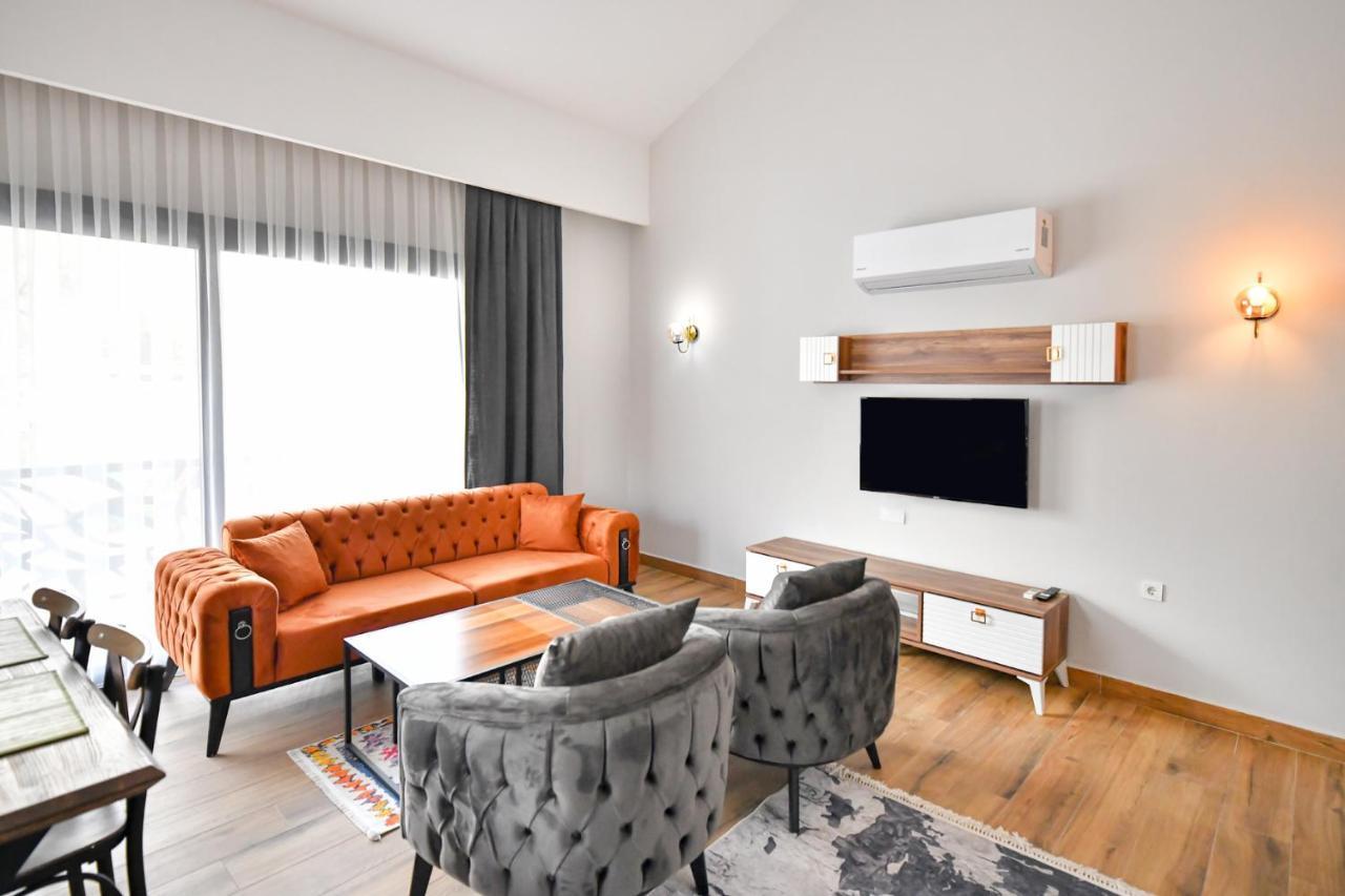 Red Moon Suites Fethiye Esterno foto